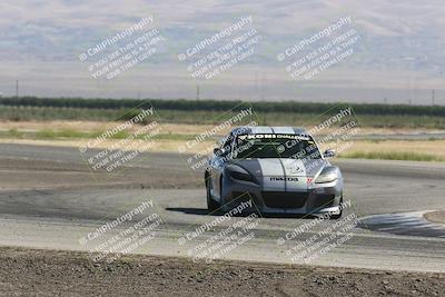 media/Jun-01-2024-CalClub SCCA (Sat) [[0aa0dc4a91]]/Group 5/Race/